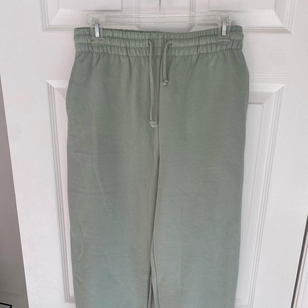 Zara Green Sweatpants - Size M